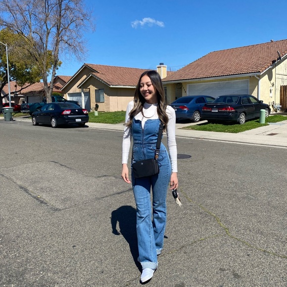 Meet your Posher, Krysta! - Picture 2 of 4